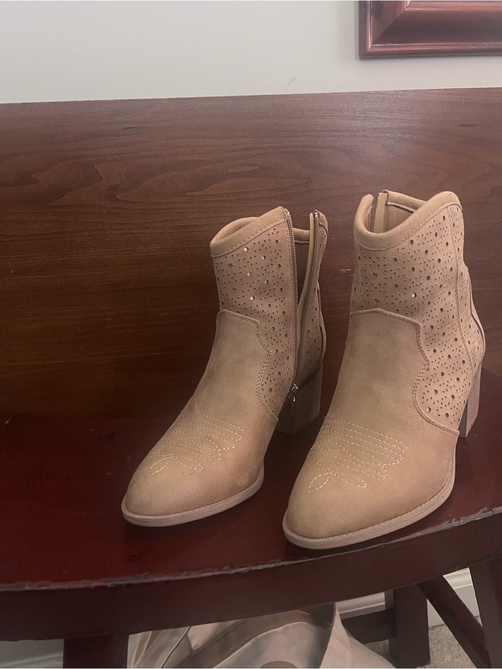 Fashion Bootie - Sz. 7